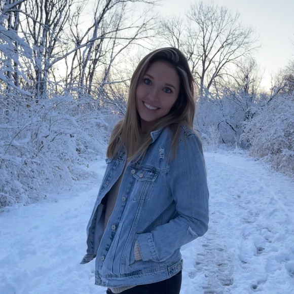 elliehemesath